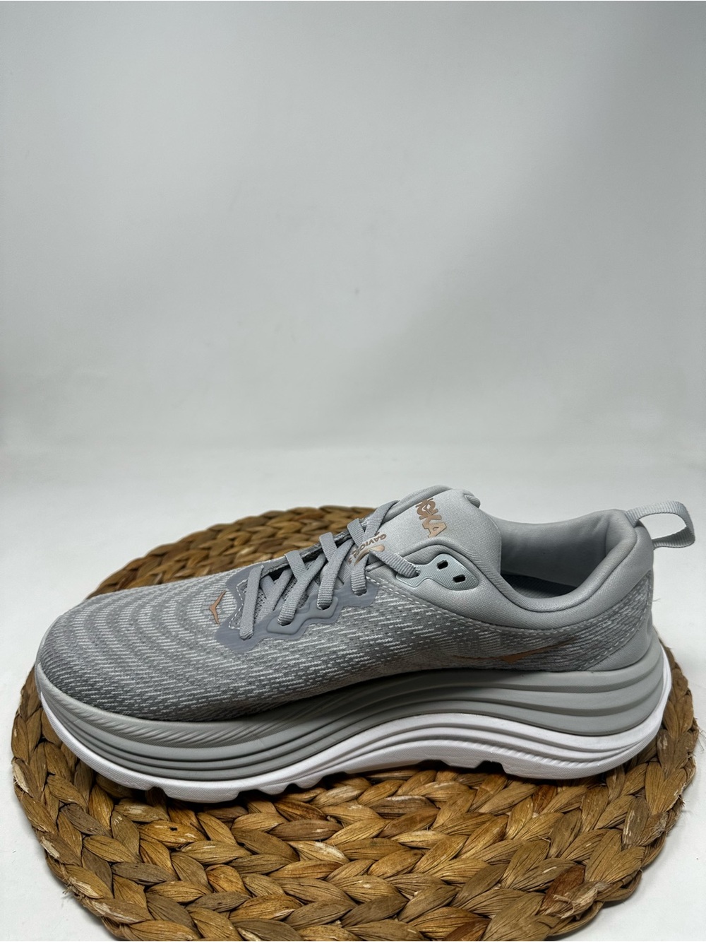 HOKA ONE Gaviota 5 Running Shoes Harbor Mist Rose Gold Size 10 WIDE Women's - Picture 2 of 9